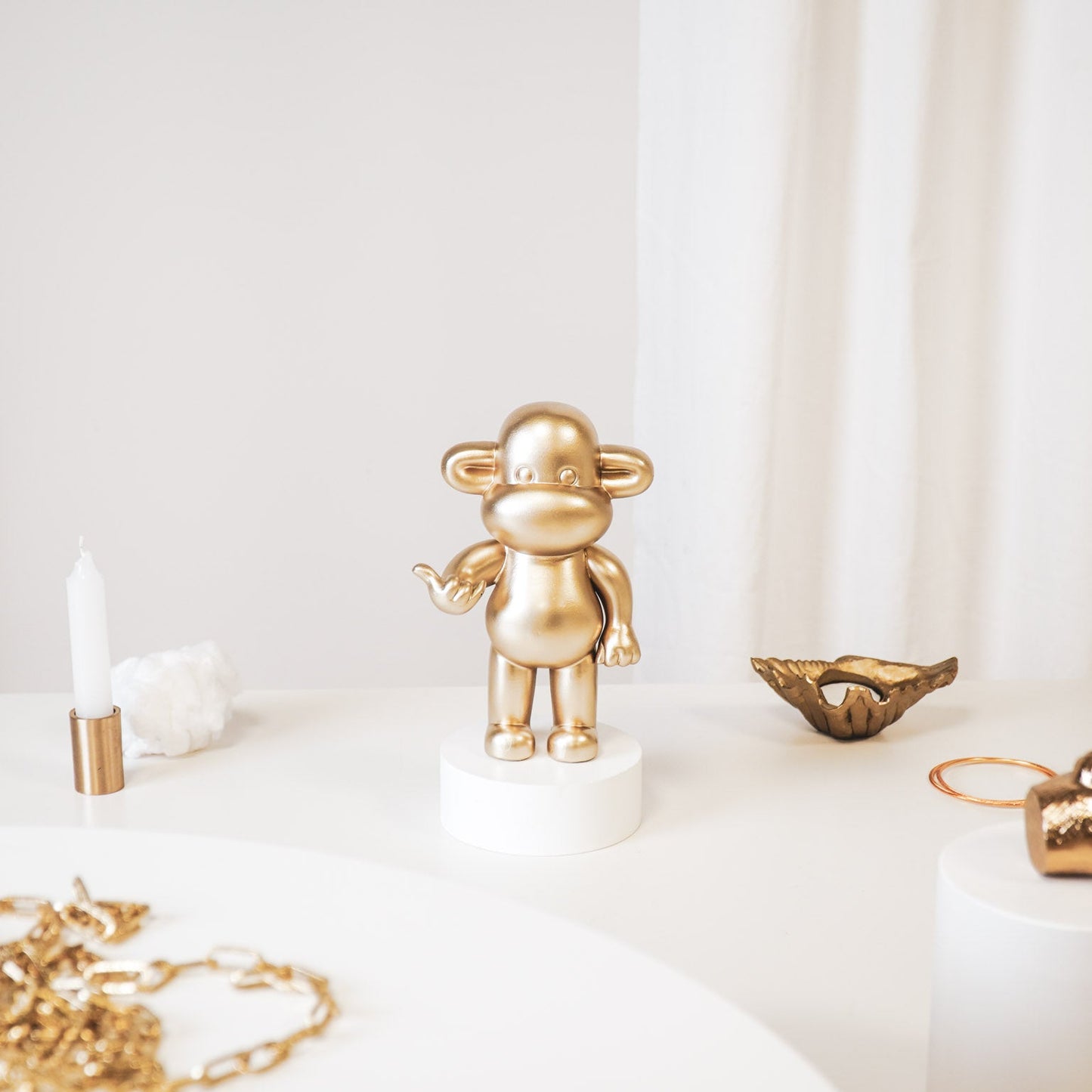 Beeld Aap Hang Loose – Goud, Zwart of Roze | 3 Formaten