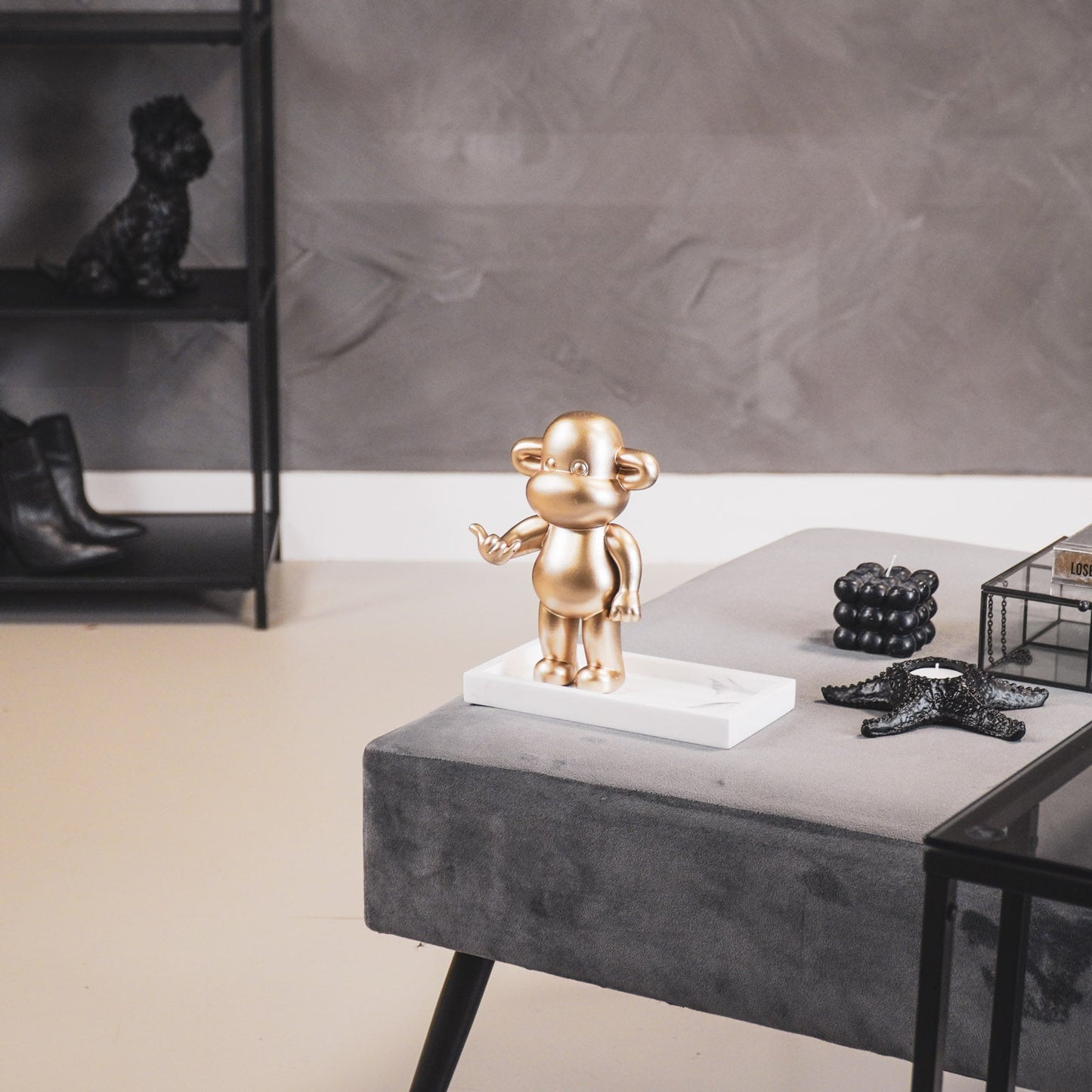 Beeld Aap Hang Loose – Goud, Zwart of Roze | 3 Formaten