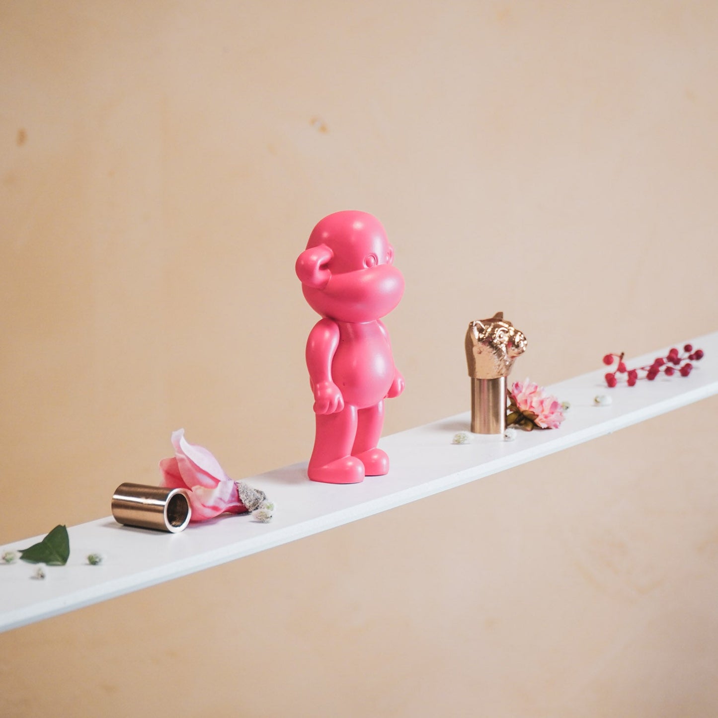 Beeld Aap Hang Loose – Goud, Zwart of Roze | 3 Formaten