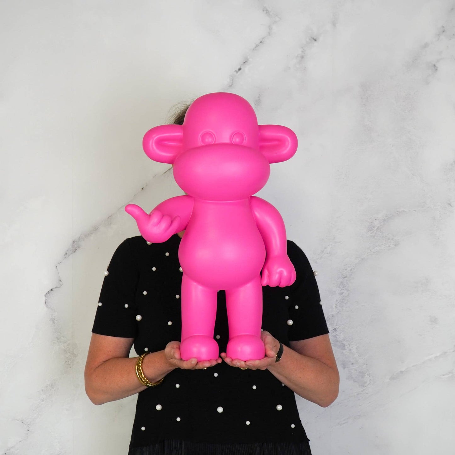 Beeld Aap Hang Loose – Goud, Zwart of Roze | 3 Formaten