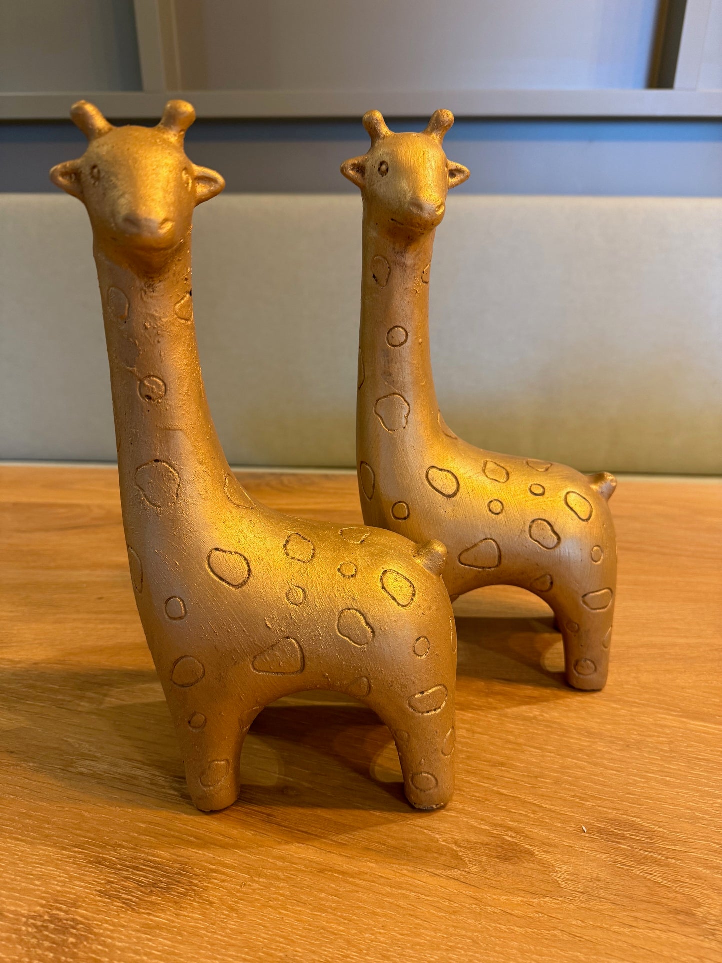Goldene Giraffenstatue – 30 cm