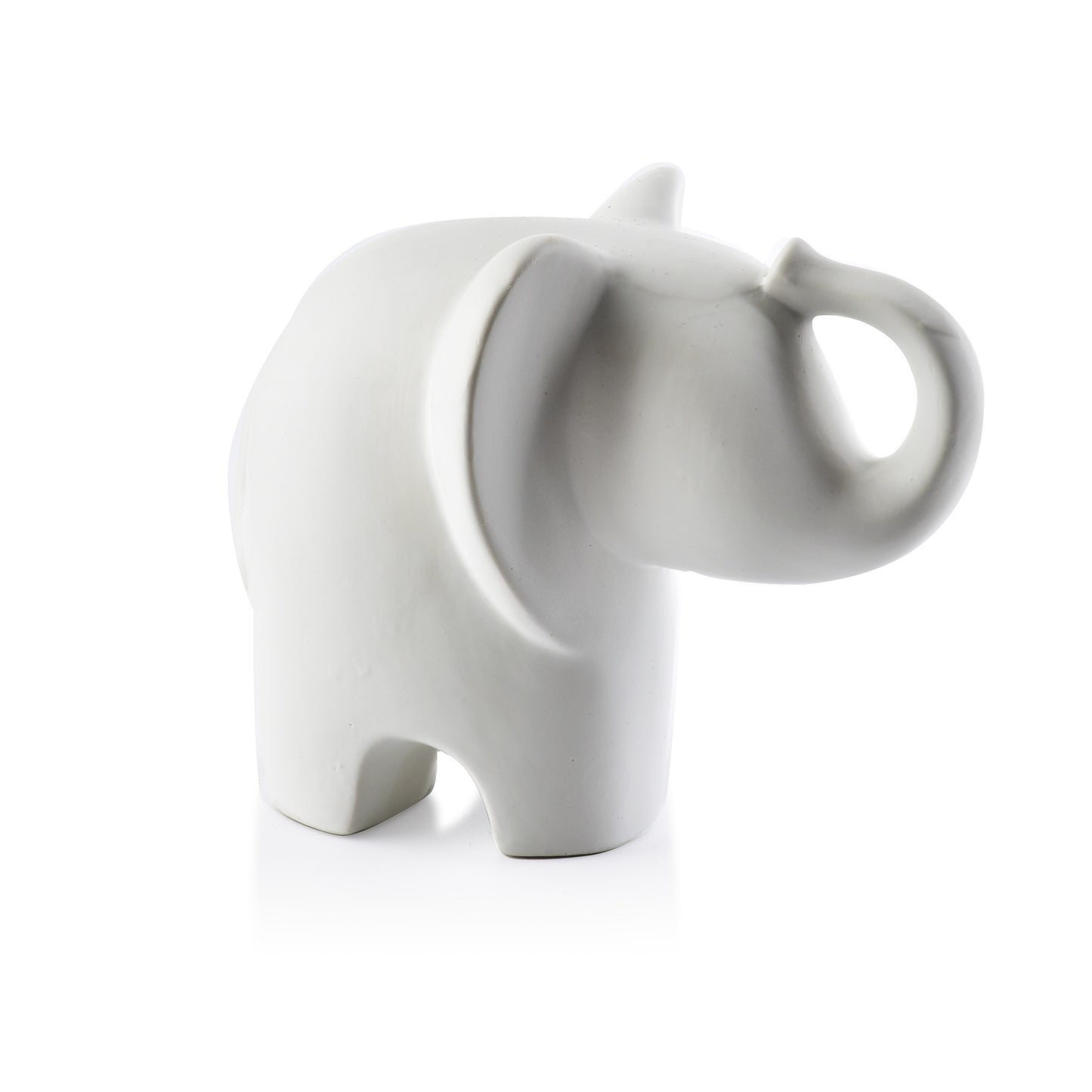 Twee witte olifantenbeelden in modern keramiek met slurf omhoog – Mia White Collectie van Mondex