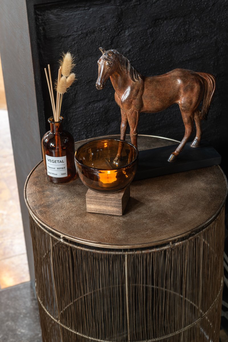 Bruin decoratief paardenbeeld op voet van J-Line – stijlvol woonaccessoire