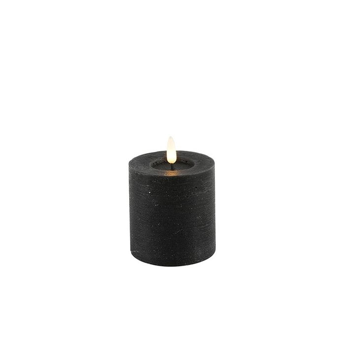 Schwarze LED-Stumpenkerzen – Luxus-Wachskerzen Ø 7,5 cm in 4 Größen