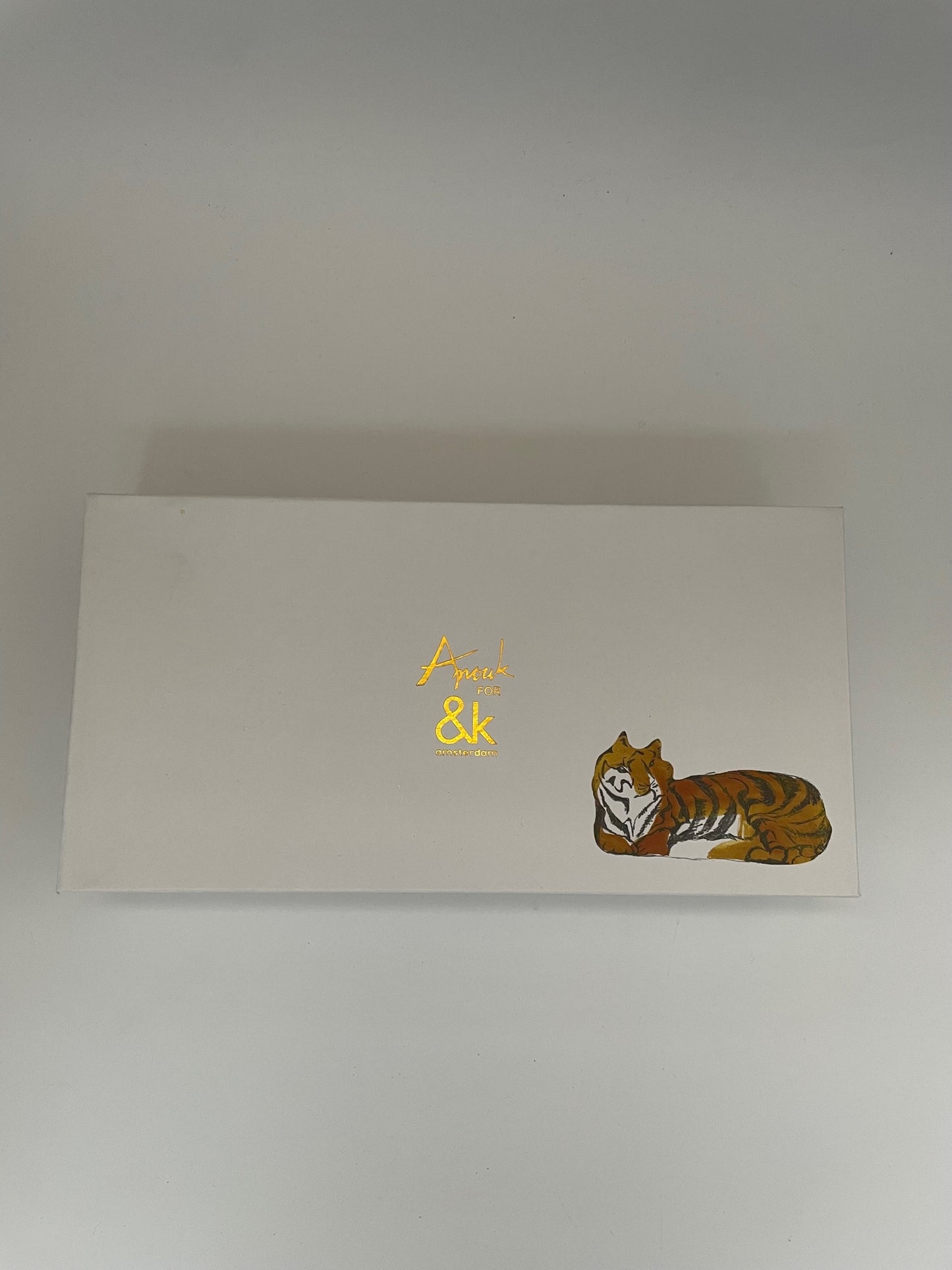 Reclining Tiger Porzellanschüssel – Einzigartig & Spülmaschinenfest (25 cm)