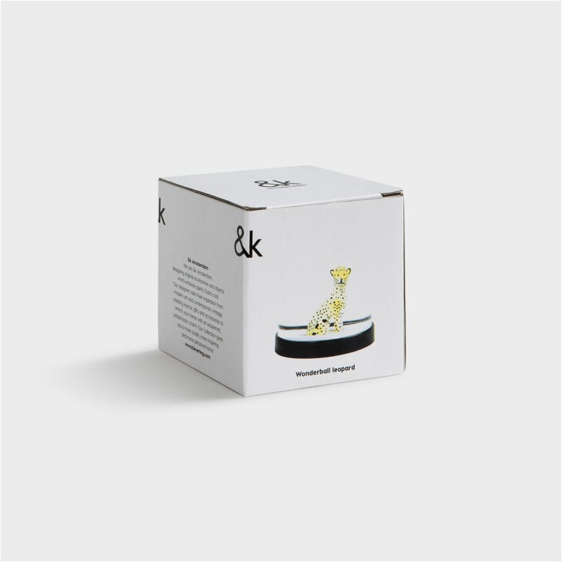Schneekugel mit Leopard – Design & Klevering