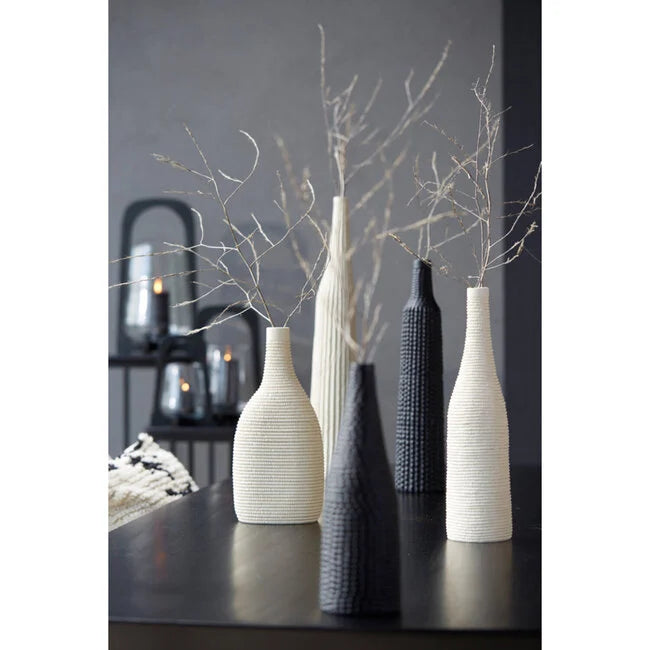 Youna Vase Creme – Mit oder ohne Blumen