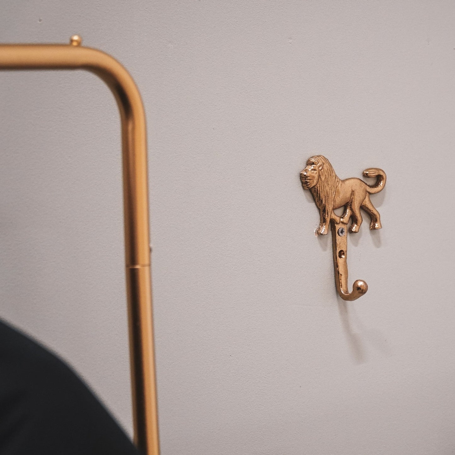 Golden Lion Wall Hook – Cool & Stylish Accent