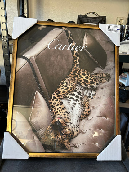 Luipaard Foto op Bank – Wanddecoratie met Gouden Lijst | 52x42 cm
