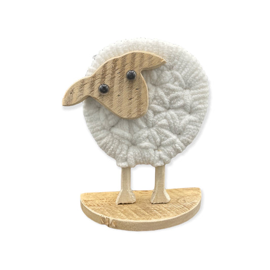  Grappig decoratief schaap van hout en wol van Van Mil