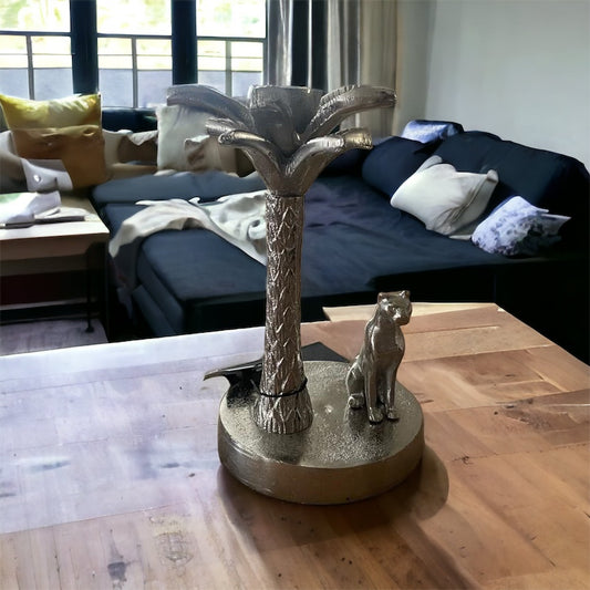 Zilveren kandelaar panter met palmboom – exotische woondecoratie