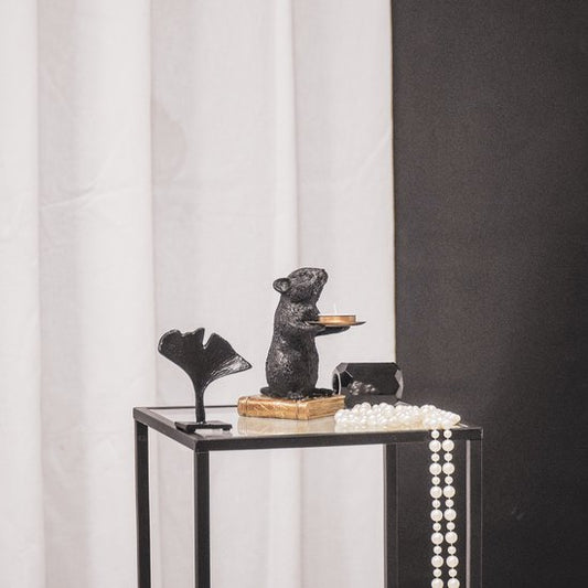 Zwarte muis kandelaar met gouden details van Housevitamin – luxe woondecoratie