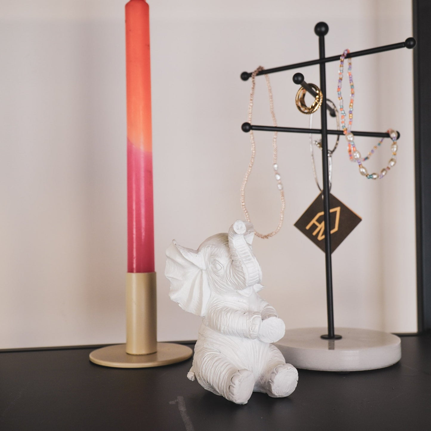 Beeld Olifant – Roze, Wit, Zand & Mint groen