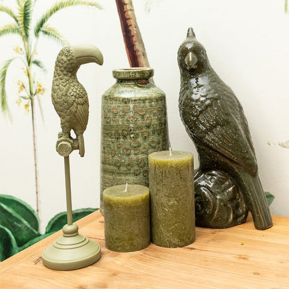 Groen toekan beeld op voet – tropische decoratie – 30 cm