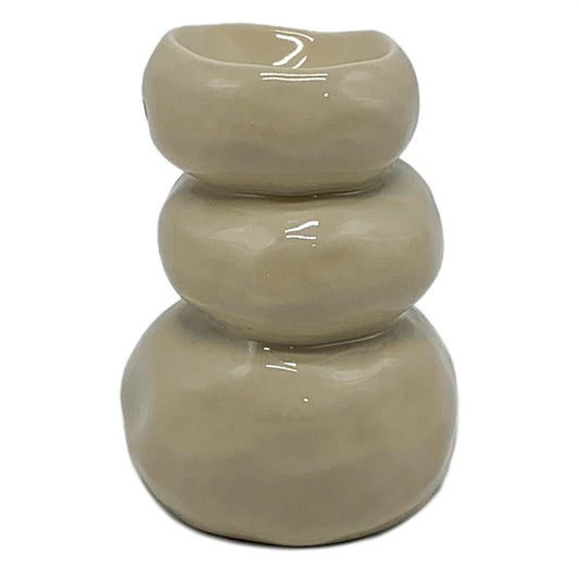Beige aardewerk geurbrander Henge van Kolony – compacte geurbrander voor waxmelts, stijlvol en rustiek