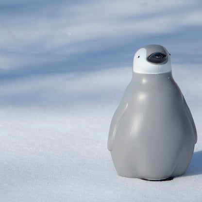 Gieter in de vorm van een pinguïn – zwart-grijs kunststof van Esschert Design