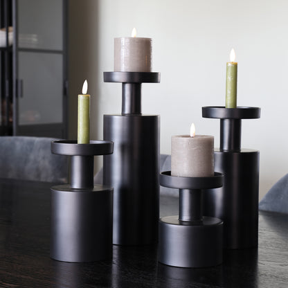 Navarro kandelaren zwart metaal – modern design van Vase The World