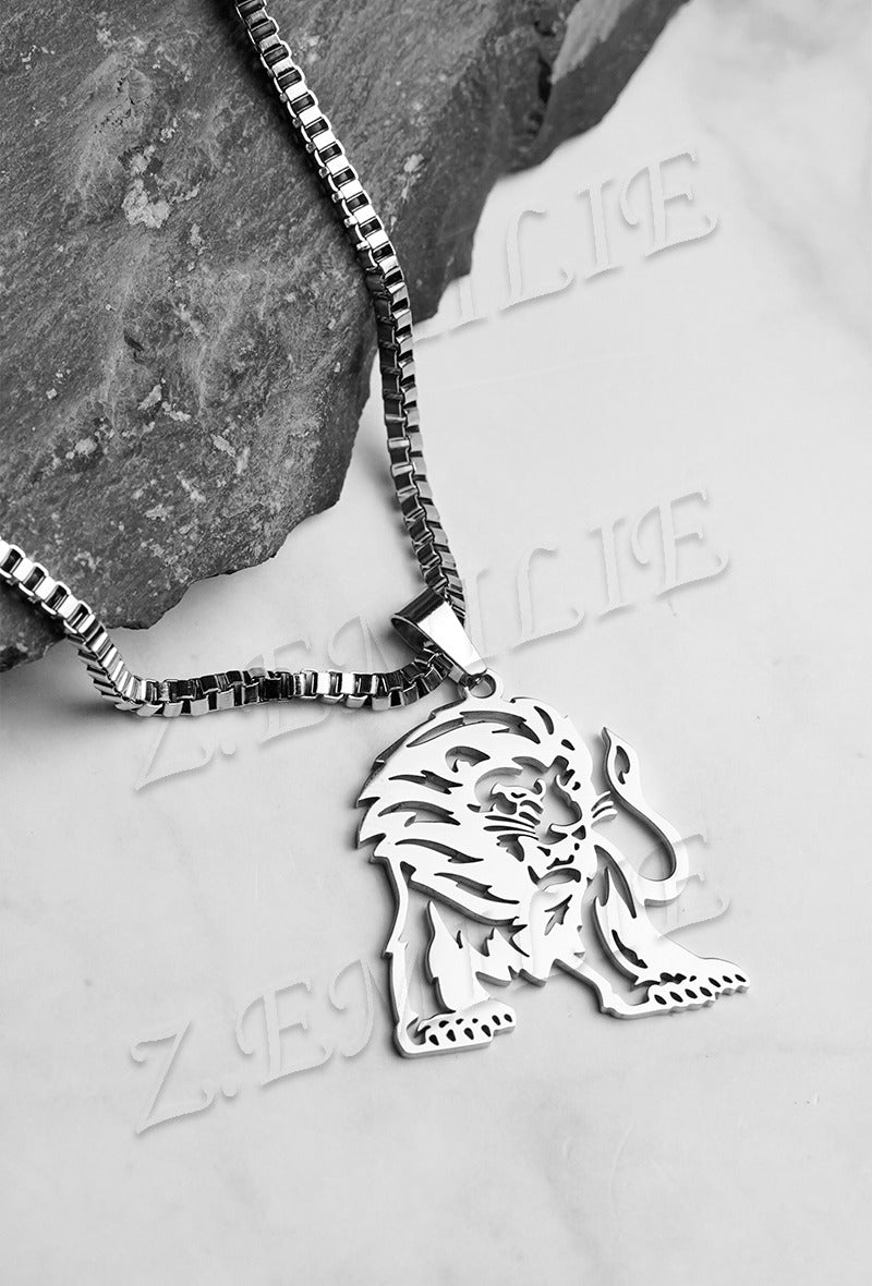 Zilverkleurige unisex ketting met leeuwenhanger van stainless steel