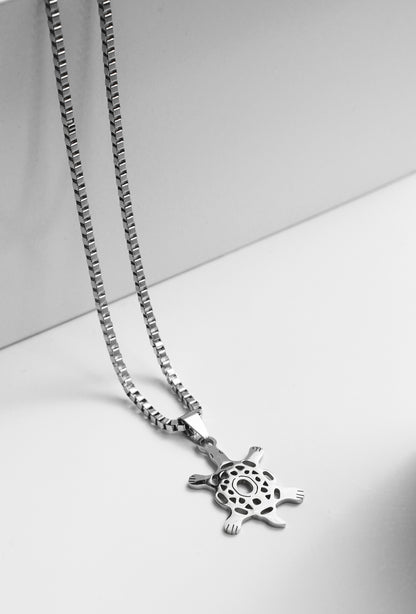 Zilverkleurige stainless steel ketting met schildpad hanger