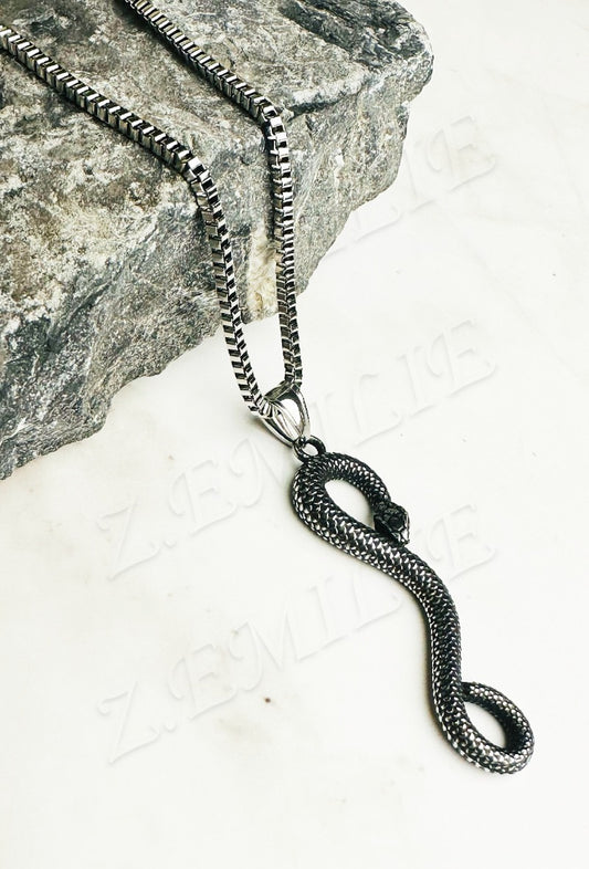 Unisex zilveren python ketting – stainless steel slangenhanger
