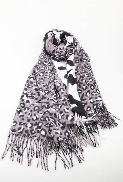 Winter Scarf Animal Print – Camel, Beige or Gray