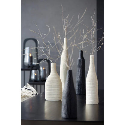 Youna Vase Creme – Mit oder ohne Blumen