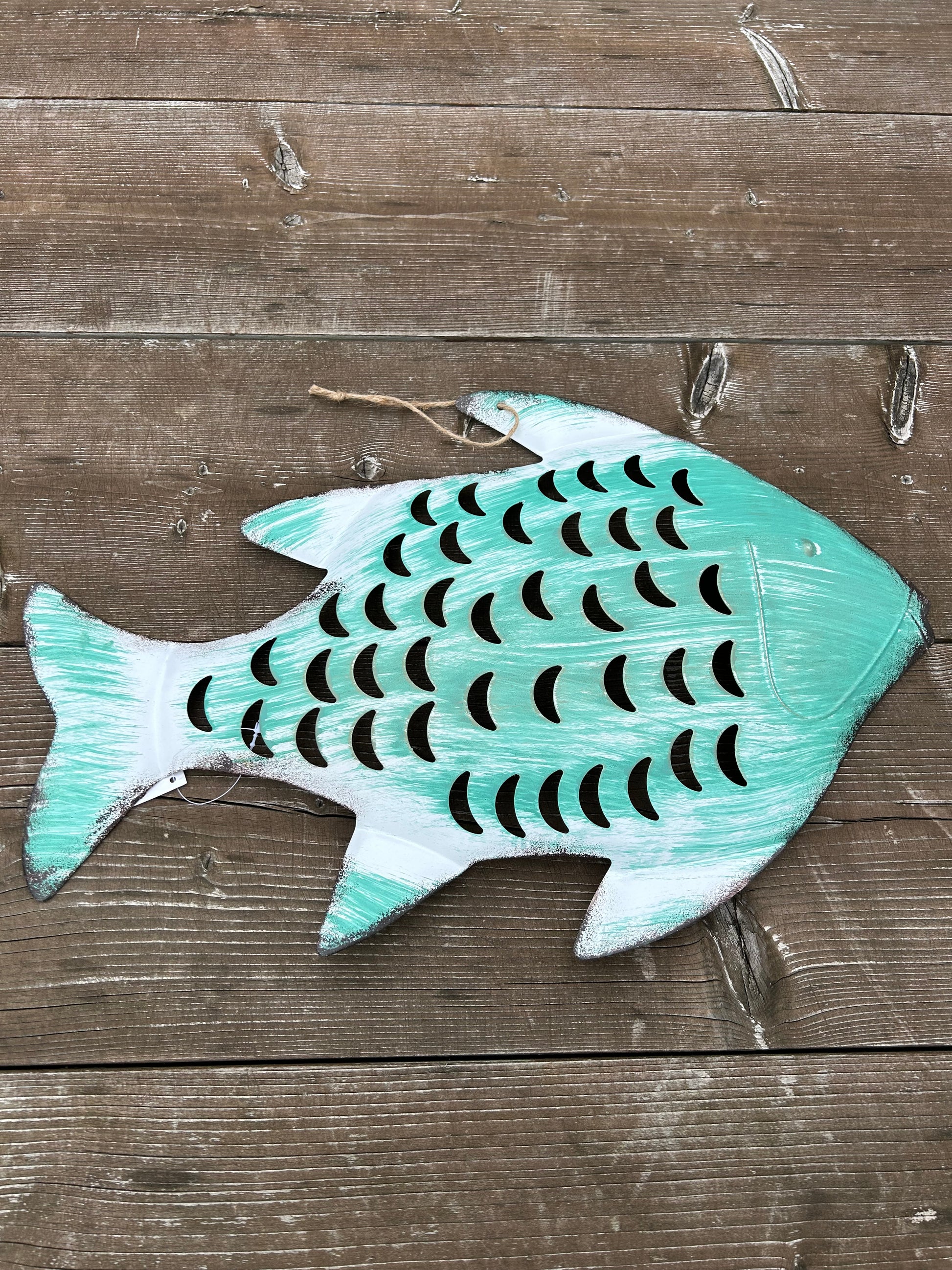 Groene metalen wanddecoratie vis – Ibiza stijl muuraccessoire